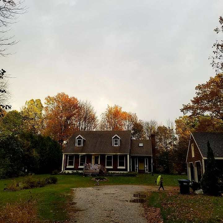 1st image of 107 Middle Rd