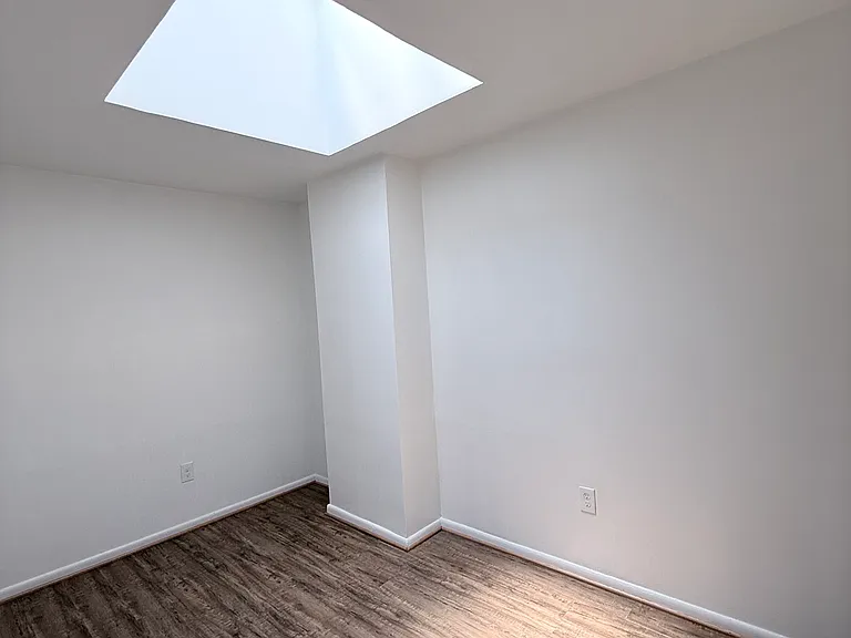 1820 W Fayette St #2 — Photo 18