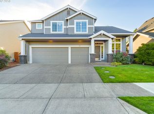261 White Oak St, Newberg, OR 97132