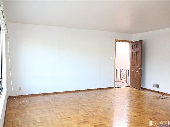 4th image of 220 Campana Ave