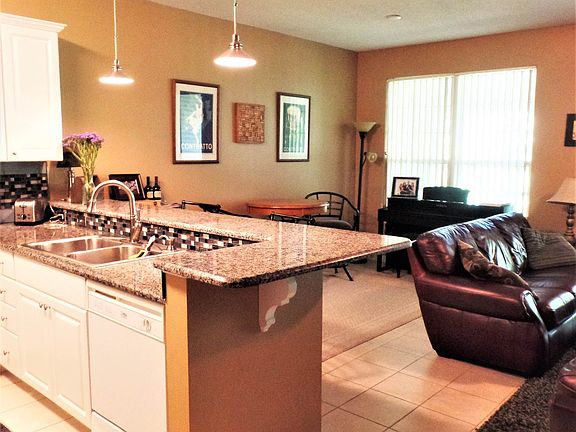 4th image of 234 White St APT 12