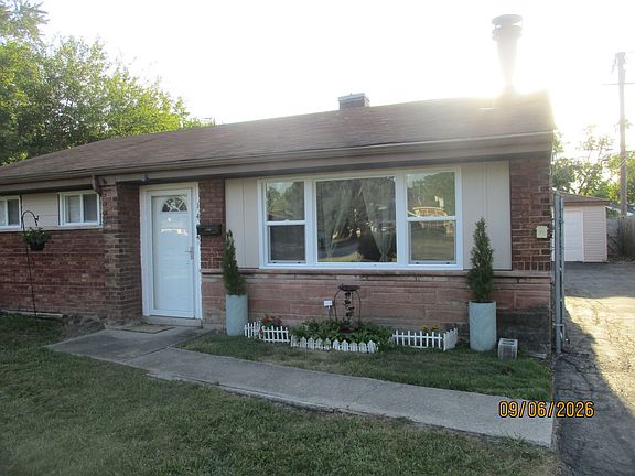 3rd image of 1404 Burnham Ave