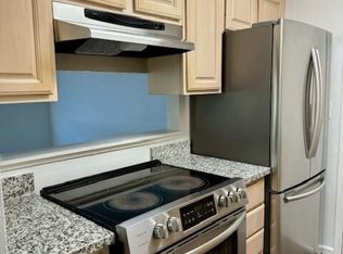 1058 Mohr Ln #1, Concord, CA 94518