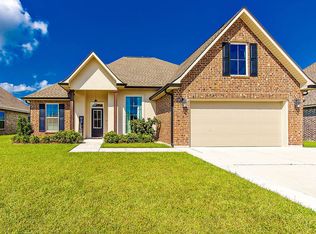 213 Highland Oaks Ave, Gray, LA 70359