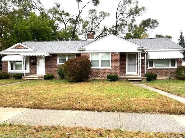 9924 Roseland St, Livonia, MI 48150