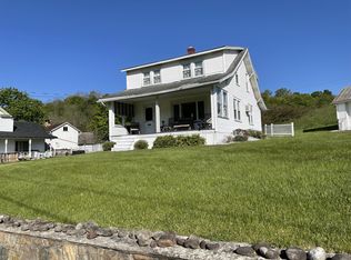 863 Kunkletown Rd, Saylorsburg, PA 18353