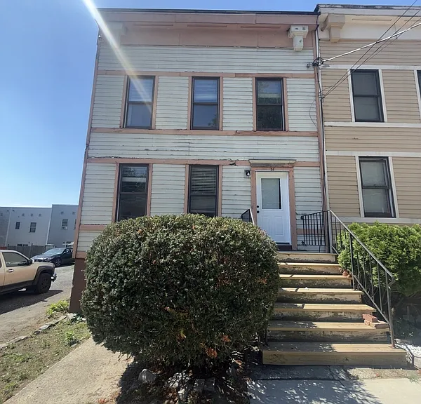 24 Delaware St #2 — Photo 1