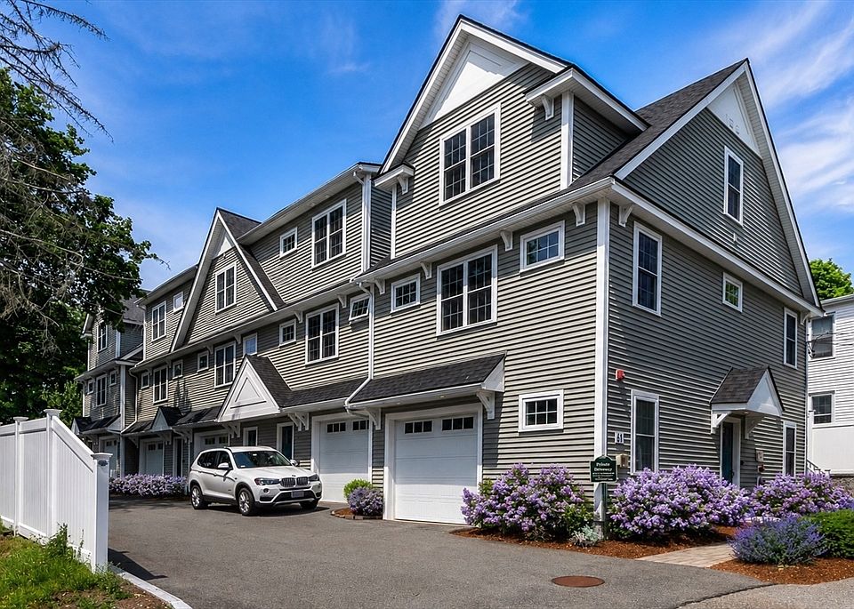1st image of 61 Valley St APT 1