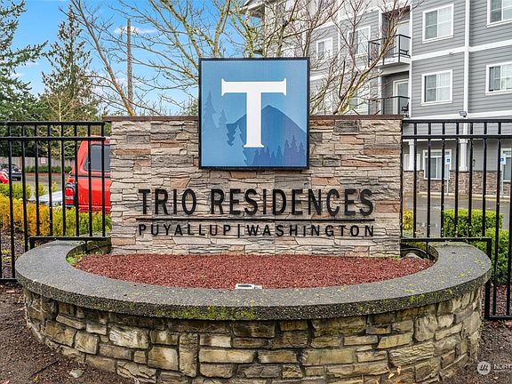 2nd image of 13421 97th Avenue E #103