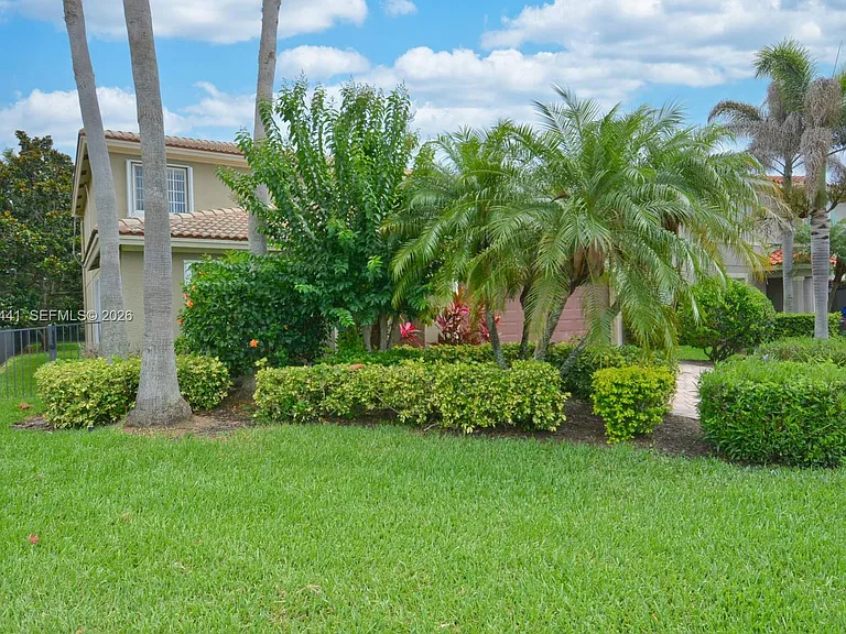 4648 56th Ln — Photo 49