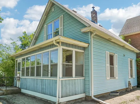 550 Saint Clair Ave, Saint Paul, MN 55102