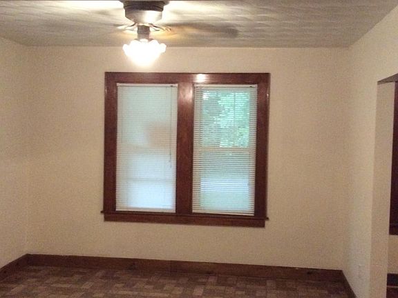 4th image of 1790 N Cassady Ave