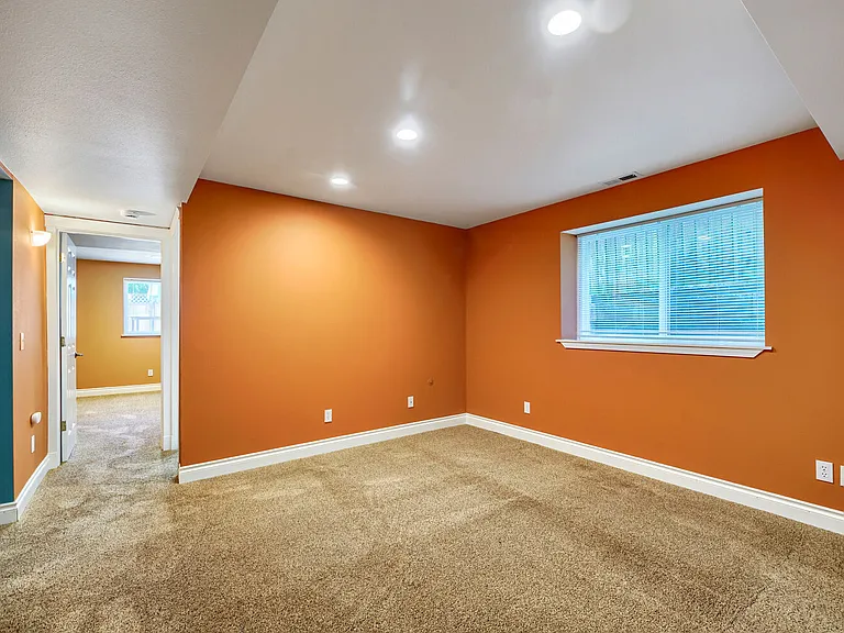 3801 22nd Ave SW — Photo 24
