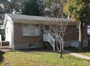 998 Seybert St, Hazleton, PA 18201