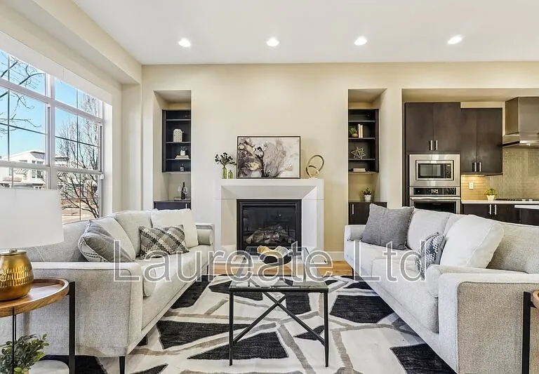 5438 Valentia St — Photo 3