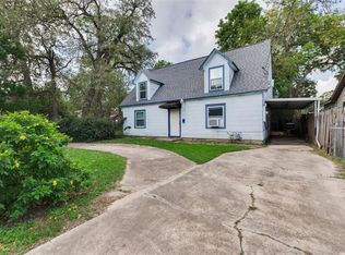 7323 Farnsworth St, Houston, TX 77022