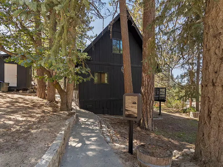 32433 Nordic Dr — Photo 3