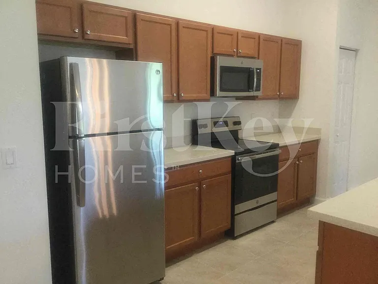 3149 SW Letchworth St — Photo 7