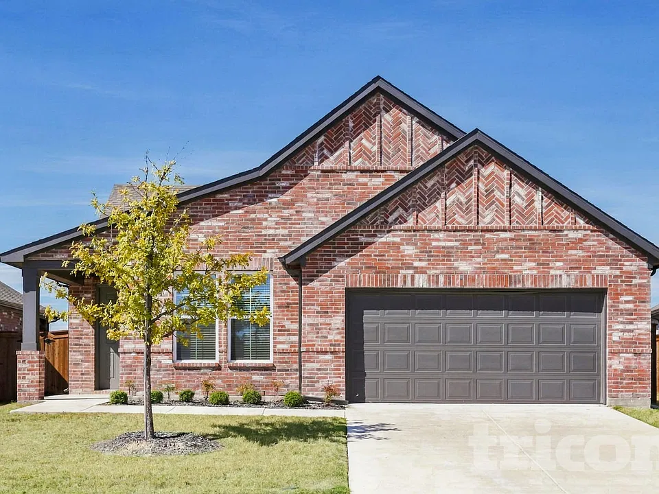 8117 Howell Oak Dr