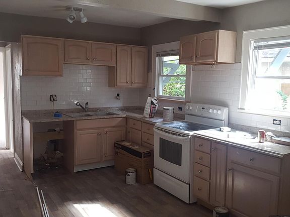 5th image of 5641 Forest Ave