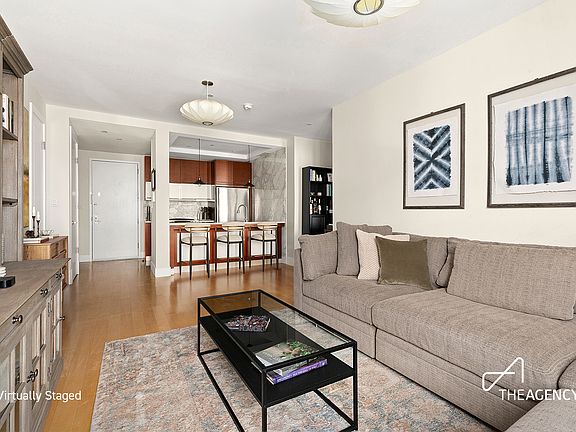 3rd image of 200 16th St APT 2I