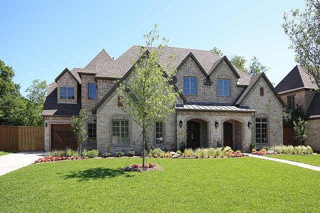 1st image of 5622 Del Roy Dr