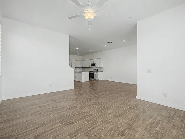 8232 E University Dr #113 — Photo 14