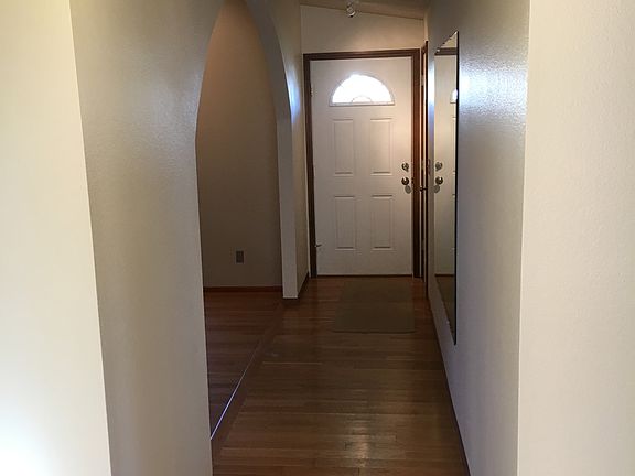 3rd image of 12912 NE 7th Ave