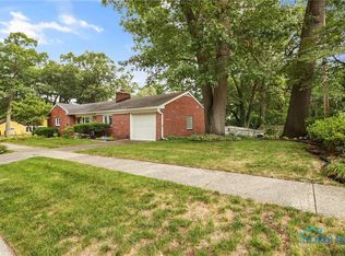 4156 Woodmont Rd, Toledo, OH 43613