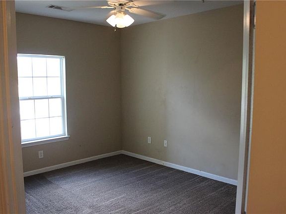 5th image of 2925 Shades Valley Ln