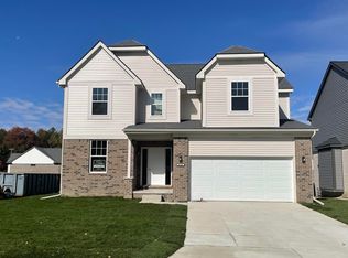 47351 Bayside Cir E #29, New Baltimore, MI 48047