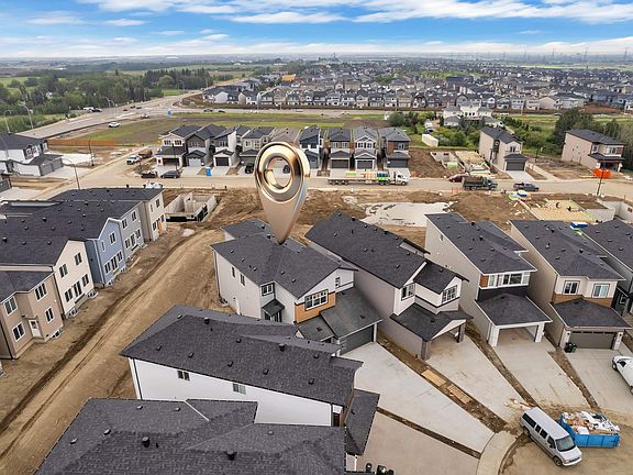 3rd image of 3053 7a Ave SW