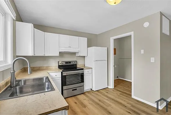1511 Kings Way #B — Photo 18
