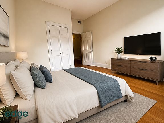3rd image of 1055 Dean St #3