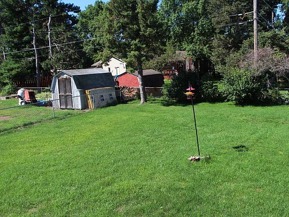 Here's looking to the left. Fully fenced yard here for the d