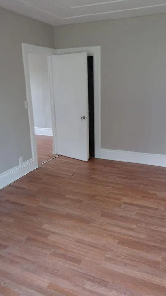 2 bed, 1000 sqft, $1,400 — Photo 2