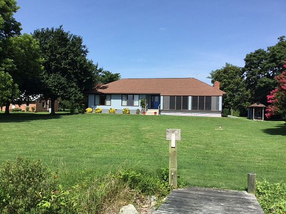 5th image of 19840 Brickhouse Ln