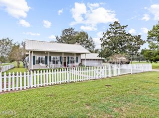 8438 Dudley Rd, Abbeville, LA 70510