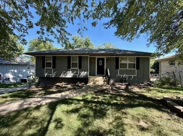 1911 N York St, Independence, MO 64058