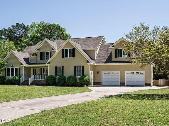 2nd image of 2213 Ravens Creek Ct