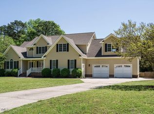 2213 Ravens Creek Ct, Raleigh, NC 27603