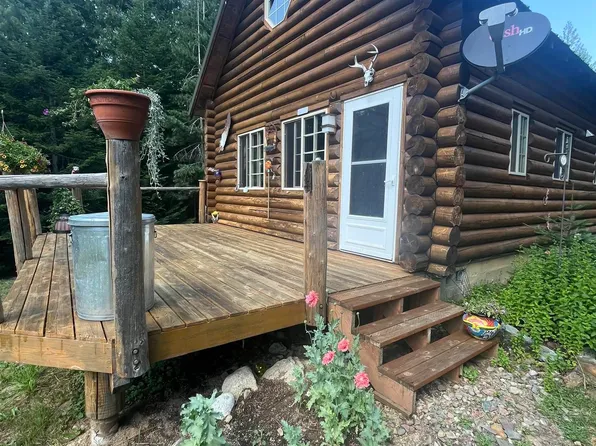 119 Elliot Bay Rd, Sagle, ID 83860