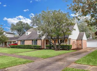 5319 Grape St, Houston, TX 77096