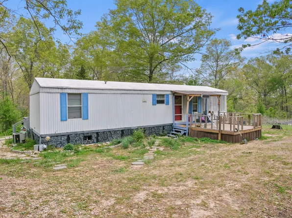 300 Southwest Drive, Thayer, MO 65791