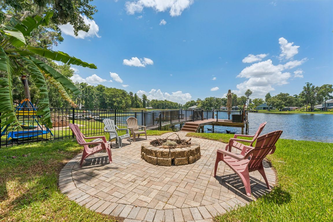5704 Half Moon Lake Rd, Tampa, FL 33625 - 038