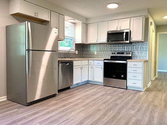 5th image of 523 Aspen Dr