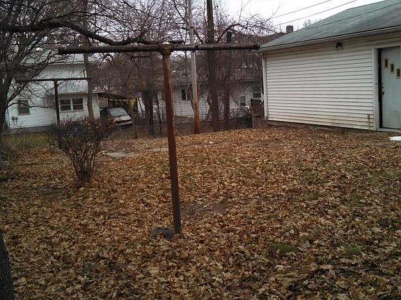 3rd image of 96 Greenwood Ave