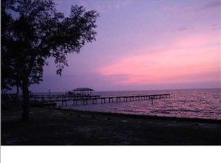 6671 Avenida De Galvez, Navarre, FL 32566
