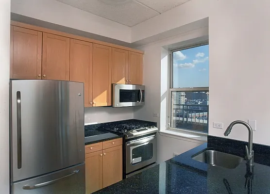 Rented by Soho Court | media 5