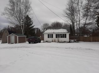 244 Hewlett St, Remus, MI 49340